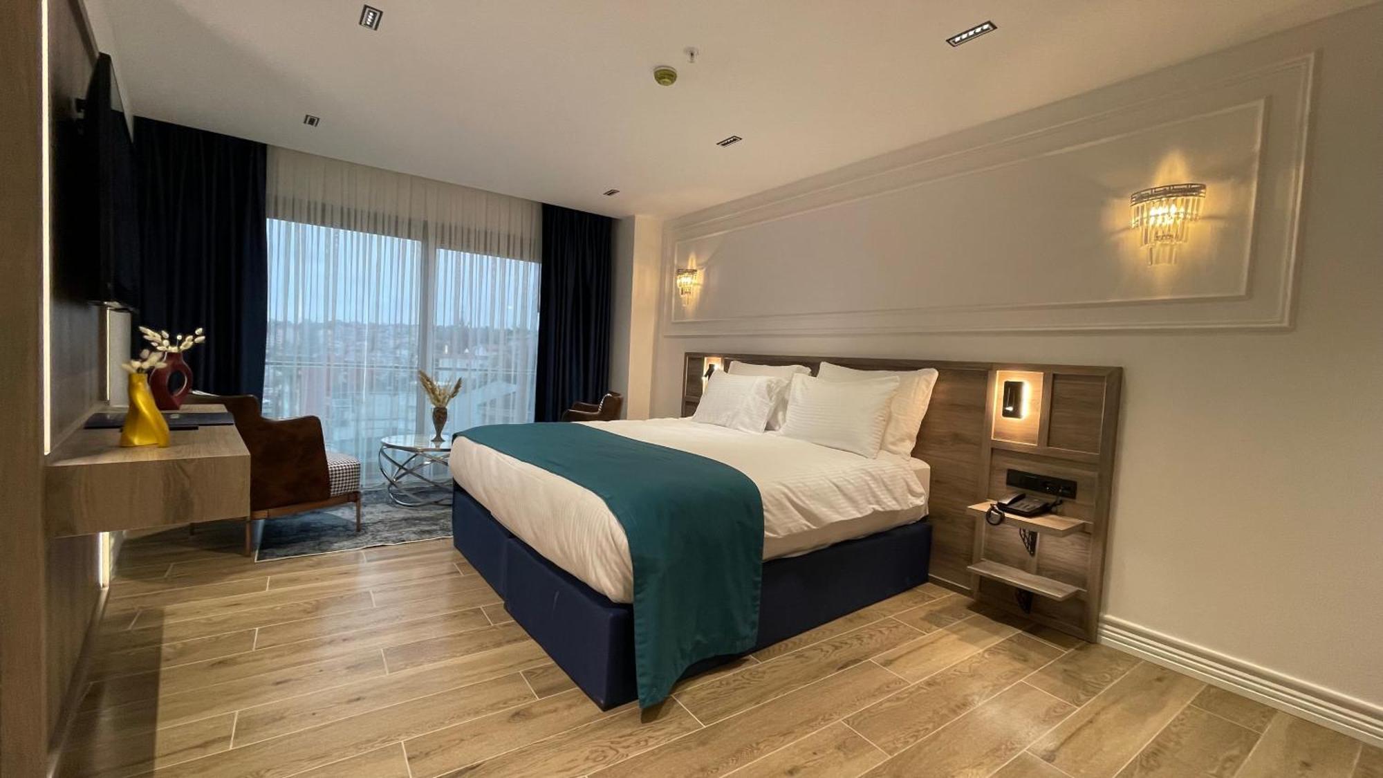 Mona Bosphorus Hotel Istanbul Bagian luar foto