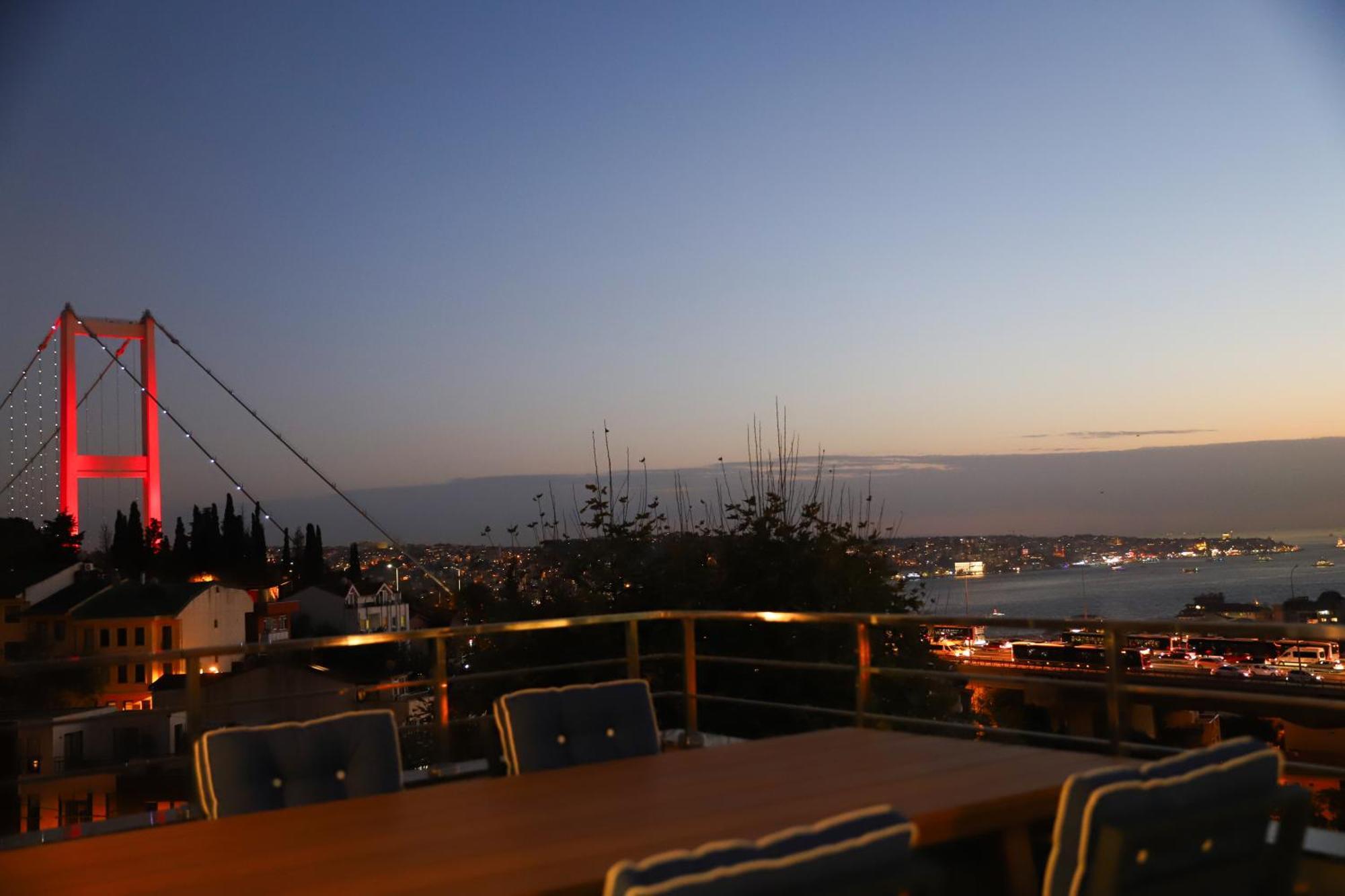 Mona Bosphorus Hotel Istanbul Bagian luar foto