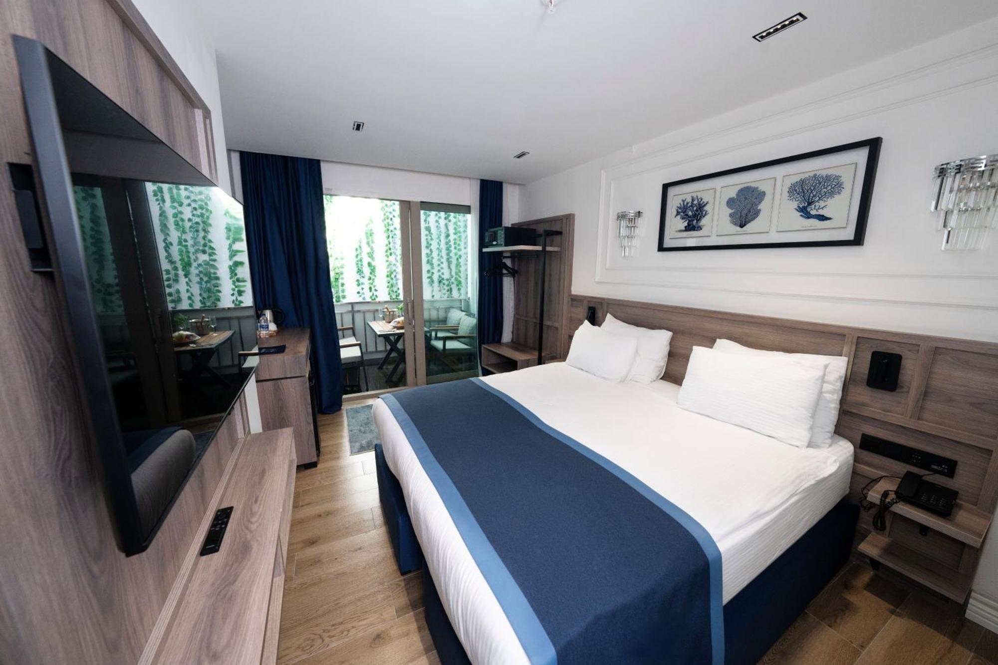 Mona Bosphorus Hotel Istanbul Bagian luar foto